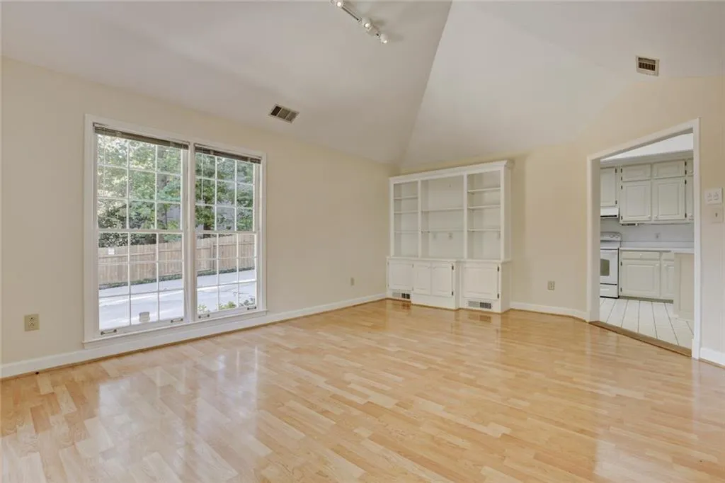 1155 Churchill Downs Road, Sandy Springs, Georgia 30319, 6 Bedrooms Bedrooms, ,5 BathroomsBathrooms,Residential,Sold,1155 Churchill Downs Road,5925862