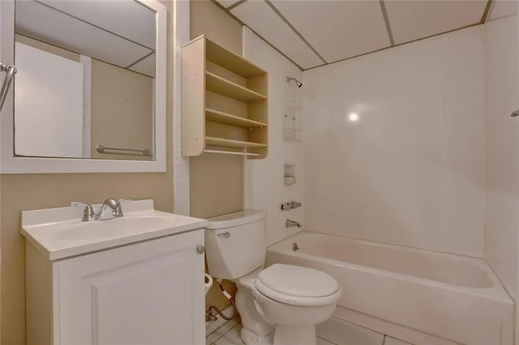 1155 Churchill Downs Road, Sandy Springs, Georgia 30319, 6 Bedrooms Bedrooms, ,5 BathroomsBathrooms,Residential,Sold,1155 Churchill Downs Road,5925862