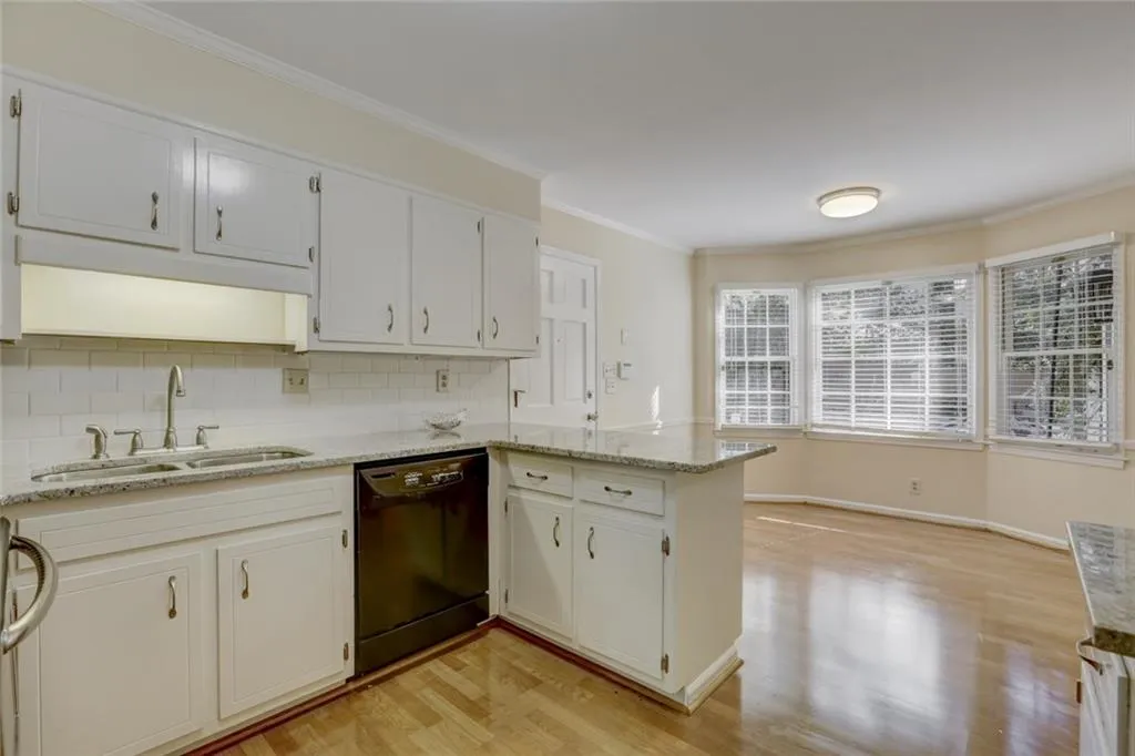 1155 Churchill Downs Road, Sandy Springs, Georgia 30319, 6 Bedrooms Bedrooms, ,5 BathroomsBathrooms,Residential,Sold,1155 Churchill Downs Road,5925862