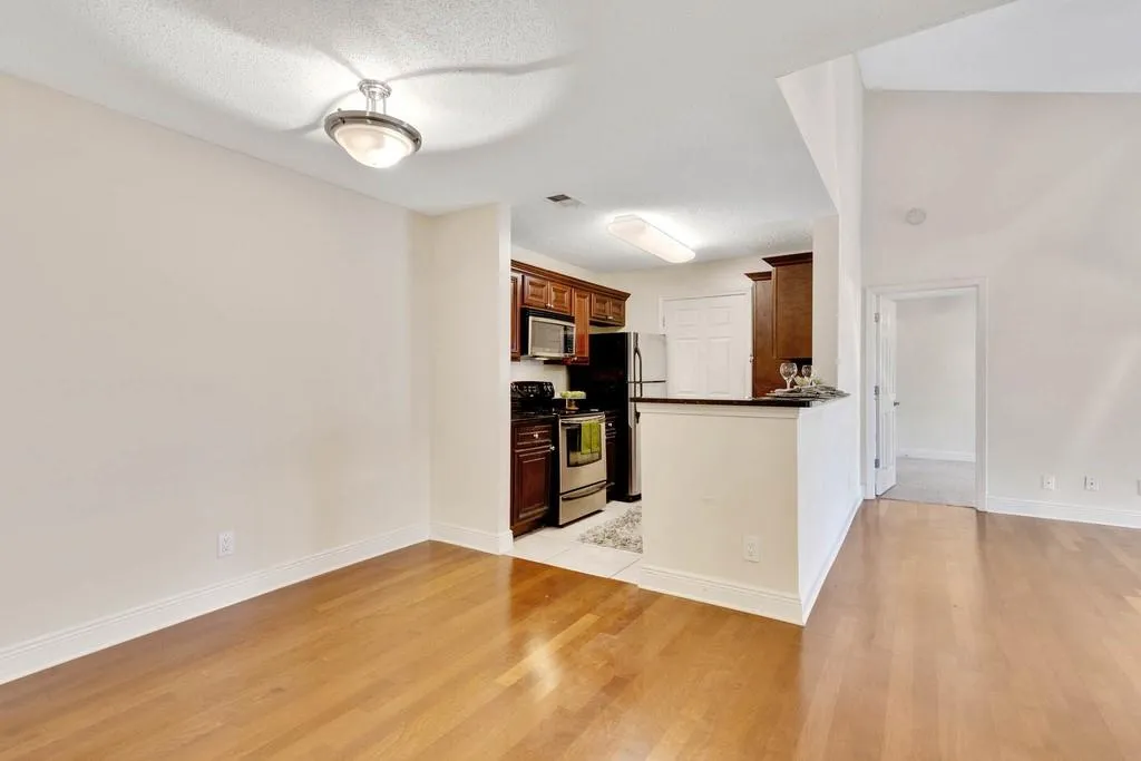 7306 Santa Fe Parkway, Sandy Springs, Georgia 30350, 2 Bedrooms Bedrooms, ,2 BathroomsBathrooms,Residential,Sold,7306 Santa Fe Parkway,6667976