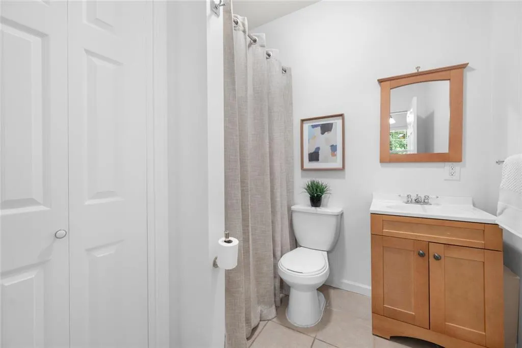 3655 Chattahoochee Summit Drive Se Unit 16, Atlanta, Georgia 30339, 3 Bedrooms Bedrooms, ,3 BathroomsBathrooms,Residential,For Sale,3655 Chattahoochee Summit Drive Se Unit 16,7590184