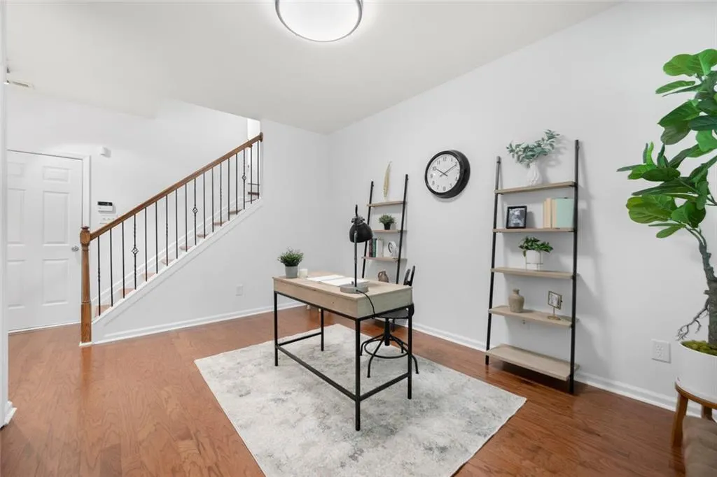 3655 Chattahoochee Summit Drive Se Unit 16, Atlanta, Georgia 30339, 3 Bedrooms Bedrooms, ,3 BathroomsBathrooms,Residential,For Sale,3655 Chattahoochee Summit Drive Se Unit 16,7590184