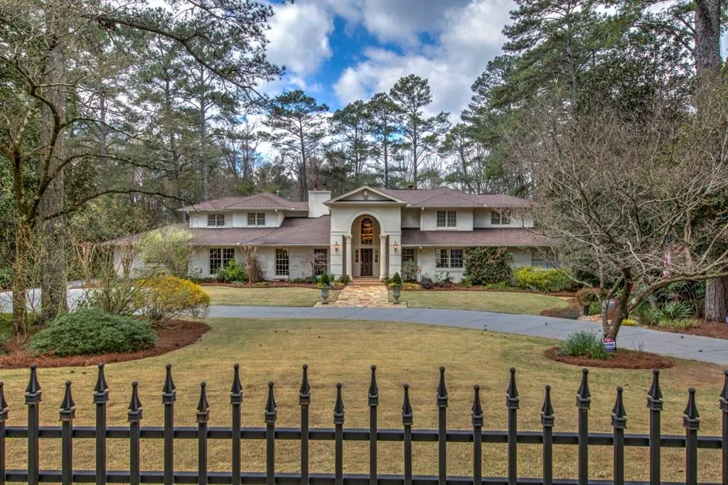 2790 Ridgewood Road Nw, Atlanta, Georgia 30327, 5 Bedrooms Bedrooms, ,7 BathroomsBathrooms,Residential,Sold,2790 Ridgewood Road Nw,5980020