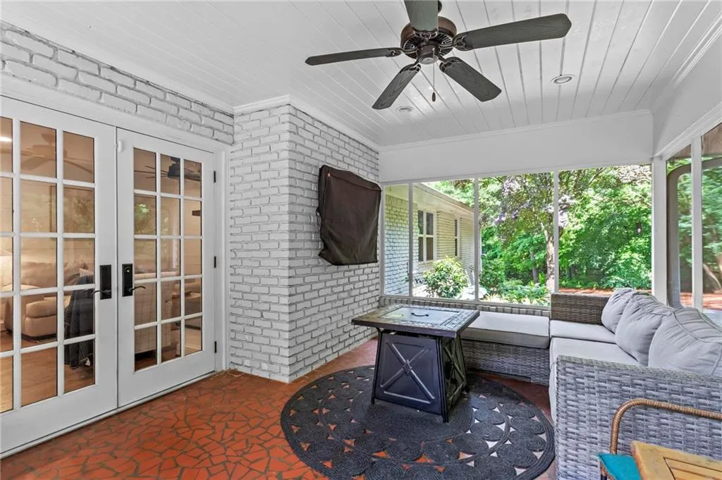 4855 Kendall Court, Atlanta, Georgia 30342, 3 Bedrooms Bedrooms, ,2 BathroomsBathrooms,Residential,Sold,4855 Kendall Court,7580234
