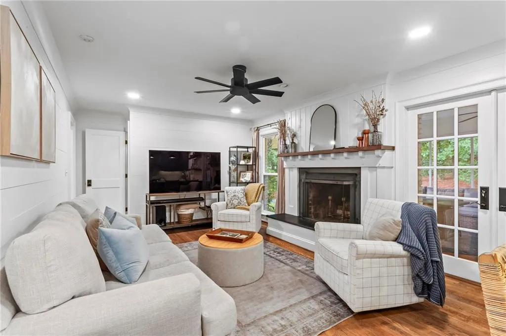 4855 Kendall Court, Atlanta, Georgia 30342, 3 Bedrooms Bedrooms, ,2 BathroomsBathrooms,Residential,Sold,4855 Kendall Court,7580234