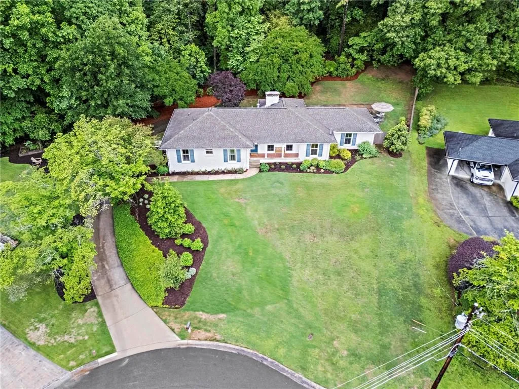 4855 Kendall Court, Atlanta, Georgia 30342, 3 Bedrooms Bedrooms, ,2 BathroomsBathrooms,Residential,Sold,4855 Kendall Court,7580234