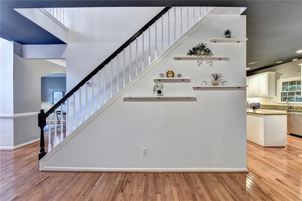 1030 Lancaster Walk, Sandy Springs, Georgia 30328, 4 Bedrooms Bedrooms, ,4 BathroomsBathrooms,Residential,Sold,1030 Lancaster Walk,7063639