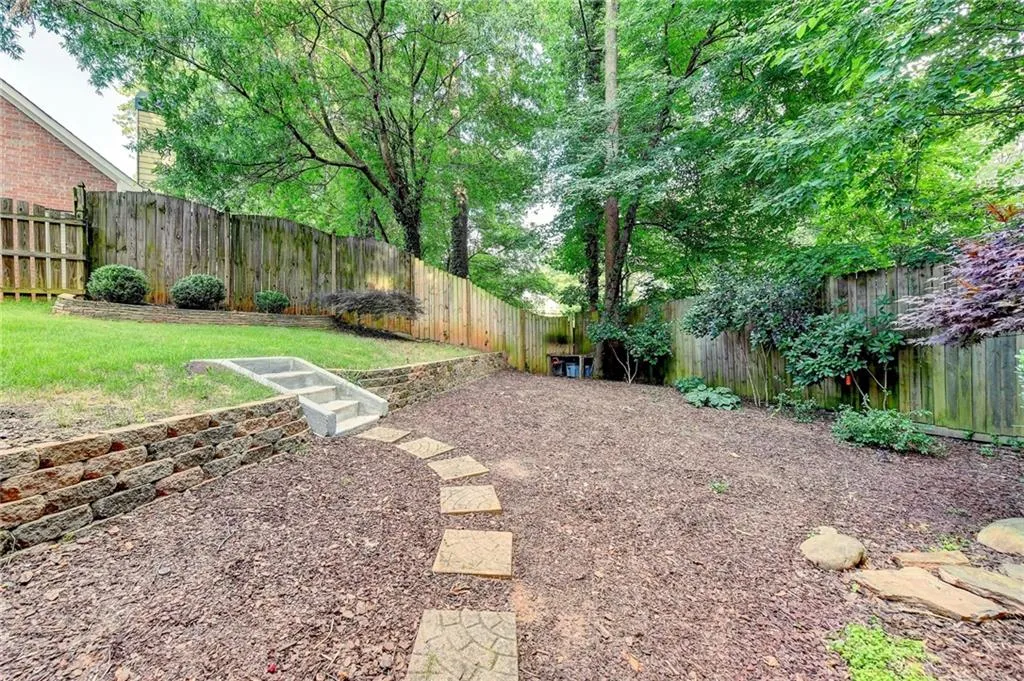 1030 Lancaster Walk, Sandy Springs, Georgia 30328, 4 Bedrooms Bedrooms, ,4 BathroomsBathrooms,Residential,Sold,1030 Lancaster Walk,7063639