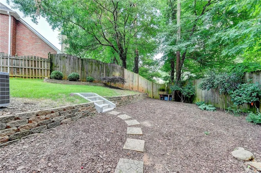 1030 Lancaster Walk, Sandy Springs, Georgia 30328, 4 Bedrooms Bedrooms, ,4 BathroomsBathrooms,Residential,Sold,1030 Lancaster Walk,7063639