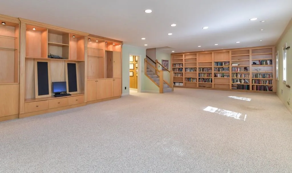 5490 Errol Place, Sandy Springs, Georgia 30327, 4 Bedrooms Bedrooms, ,4 BathroomsBathrooms,Residential,Sold,5490 Errol Place,6127854