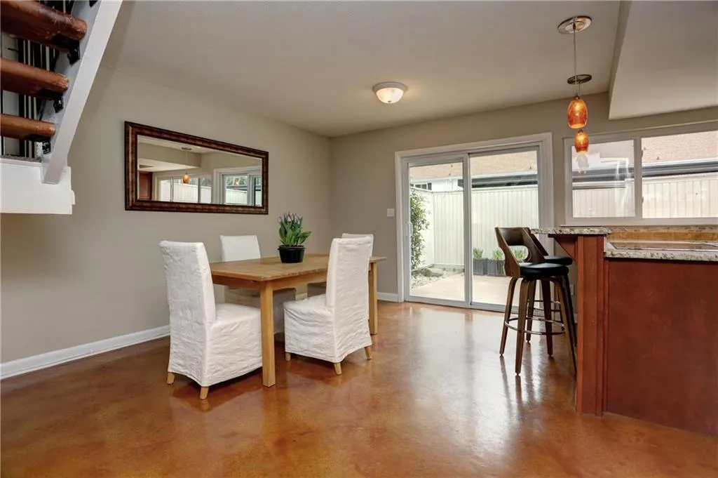 7132 Stonington Drive, Sandy Springs, Georgia 30328, 2 Bedrooms Bedrooms, ,2 BathroomsBathrooms,Residential,Sold,7132 Stonington Drive,5974780