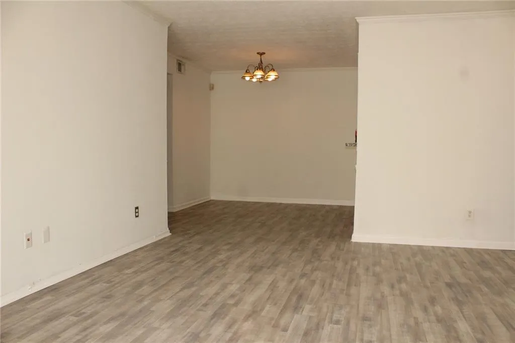 1101 Natchez Trace, Sandy Springs, Georgia 30350, 2 Bedrooms Bedrooms, ,1 BathroomBathrooms,Residential,Sold,1101 Natchez Trace,6973826