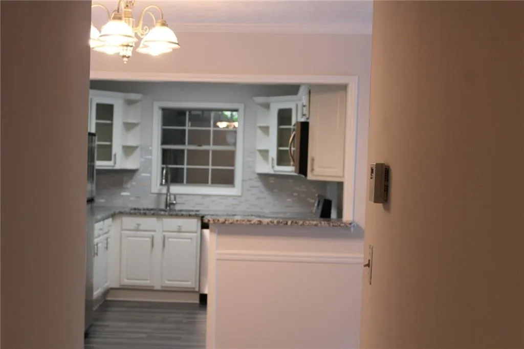 1101 Natchez Trace, Sandy Springs, Georgia 30350, 2 Bedrooms Bedrooms, ,1 BathroomBathrooms,Residential,Sold,1101 Natchez Trace,6973826