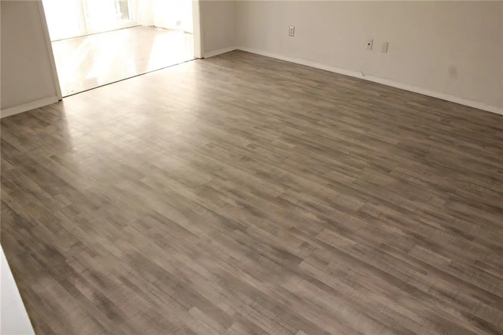 1101 Natchez Trace, Sandy Springs, Georgia 30350, 2 Bedrooms Bedrooms, ,1 BathroomBathrooms,Residential,Sold,1101 Natchez Trace,6973826