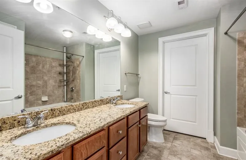 200 River Vista Drive Unit 205, Atlanta, Georgia 30339, 2 Bedrooms Bedrooms, ,2 BathroomsBathrooms,Residential,For Sale,200 River Vista Drive Unit 205,7536784