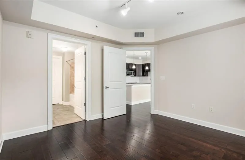 200 River Vista Drive Unit 205, Atlanta, Georgia 30339, 2 Bedrooms Bedrooms, ,2 BathroomsBathrooms,Residential,For Sale,200 River Vista Drive Unit 205,7536784