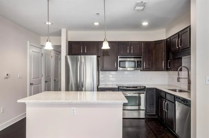 200 River Vista Drive Unit 205, Atlanta, Georgia 30339, 2 Bedrooms Bedrooms, ,2 BathroomsBathrooms,Residential,For Sale,200 River Vista Drive Unit 205,7536784