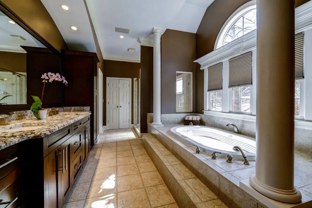 130 Franklin Place, Sandy Springs, Georgia 30342, 5 Bedrooms Bedrooms, ,5 BathroomsBathrooms,Residential,Sold,130 Franklin Place,5812894