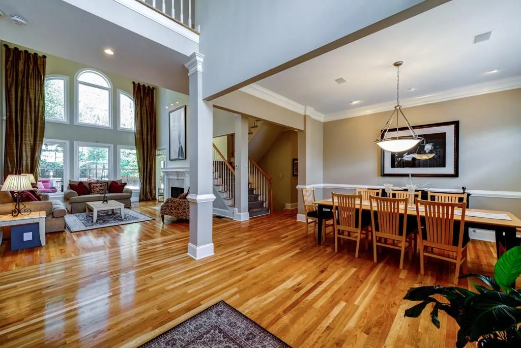 130 Franklin Place, Sandy Springs, Georgia 30342, 5 Bedrooms Bedrooms, ,5 BathroomsBathrooms,Residential,Sold,130 Franklin Place,5812894