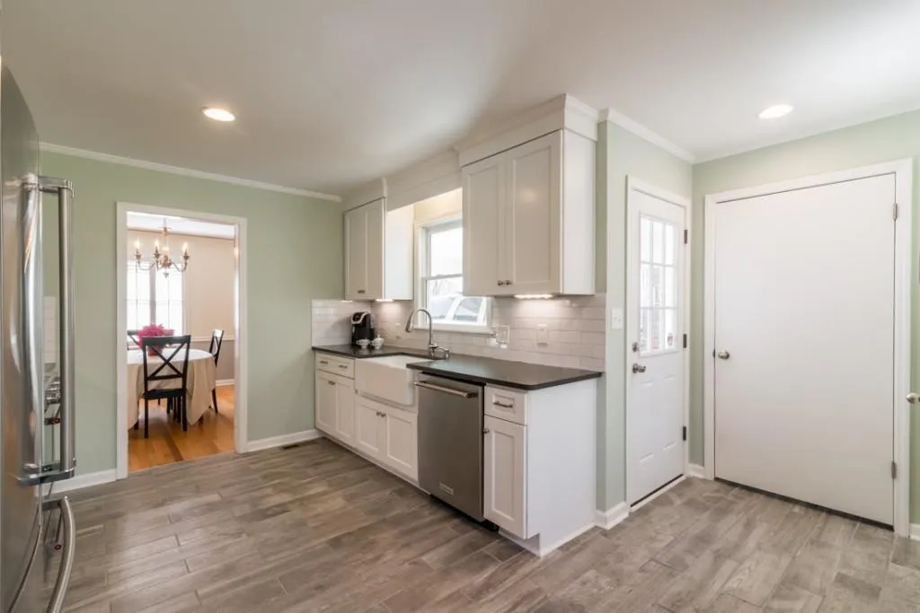 18 Brandon Ridge Drive, Sandy Springs, Georgia 30328, 3 Bedrooms Bedrooms, ,2 BathroomsBathrooms,Residential,Sold,18 Brandon Ridge Drive,5781965