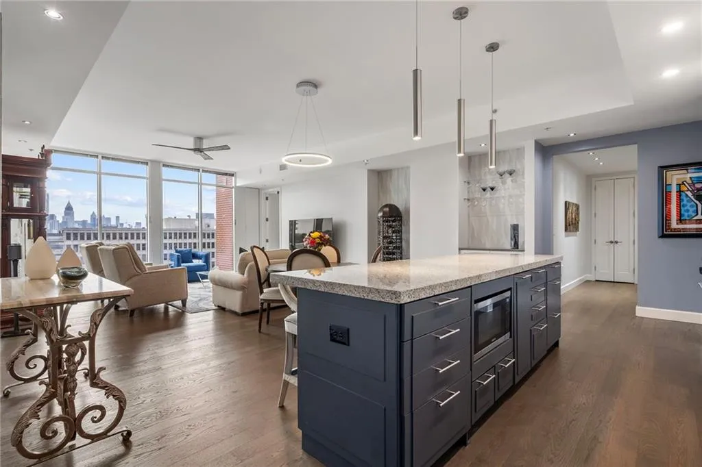 1820 Peachtree Street Nw Unit 802, Atlanta, Georgia 30309, 3 Bedrooms Bedrooms, 0 ,3 BathroomsBathrooms,Residential,For Sale,1820 Peachtree Street Nw Unit 802,7739399