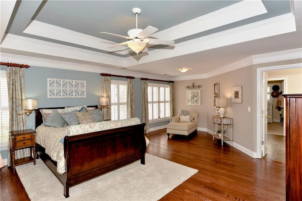 6490 Glen Oaks Lane, Sandy Springs, Georgia 30328, 5 Bedrooms Bedrooms, ,4 BathroomsBathrooms,Residential,Sold,6490 Glen Oaks Lane,6002292