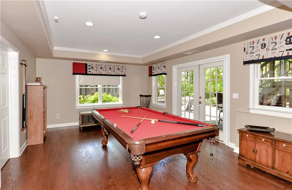 6490 Glen Oaks Lane, Sandy Springs, Georgia 30328, 5 Bedrooms Bedrooms, ,4 BathroomsBathrooms,Residential,Sold,6490 Glen Oaks Lane,6002292