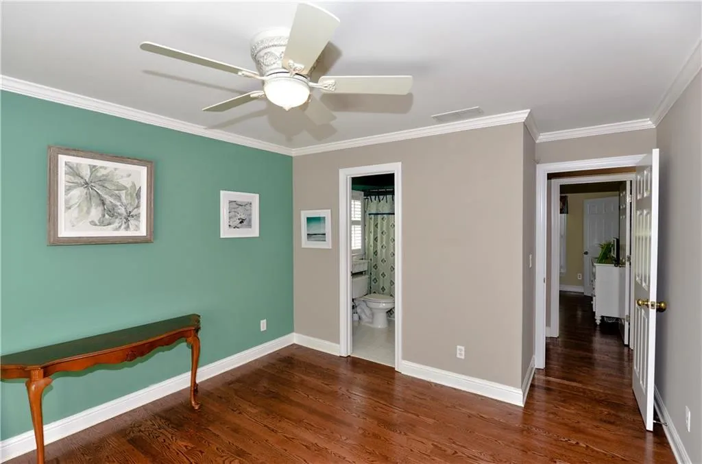 6490 Glen Oaks Lane, Sandy Springs, Georgia 30328, 5 Bedrooms Bedrooms, ,4 BathroomsBathrooms,Residential,Sold,6490 Glen Oaks Lane,6002292