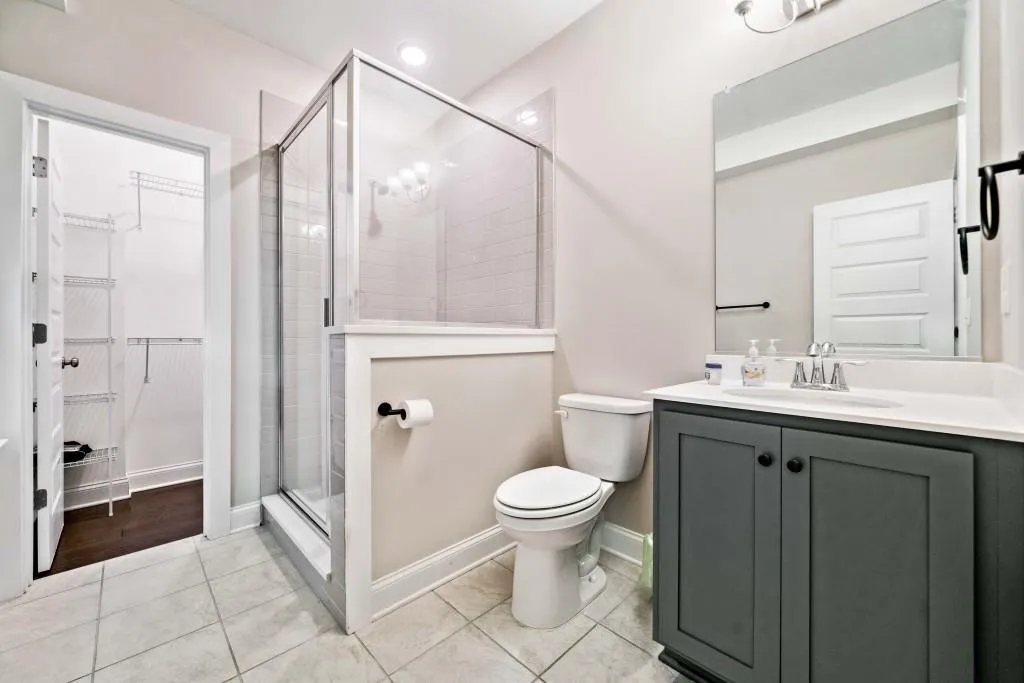 597 Broadview Place Ne, Atlanta, Georgia 30324, 3 Bedrooms Bedrooms, ,3 BathroomsBathrooms,Residential,For Sale,597 Broadview Place Ne,7614760