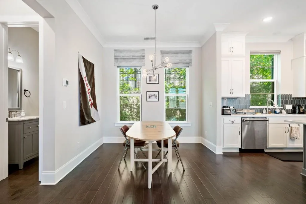 597 Broadview Place Ne, Atlanta, Georgia 30324, 3 Bedrooms Bedrooms, ,3 BathroomsBathrooms,Residential,For Sale,597 Broadview Place Ne,7614760