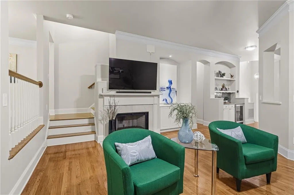 5920 Reddington Way, Sandy Springs, Georgia 30328, 3 Bedrooms Bedrooms, ,3 BathroomsBathrooms,Residential,Sold,5920 Reddington Way,7501663