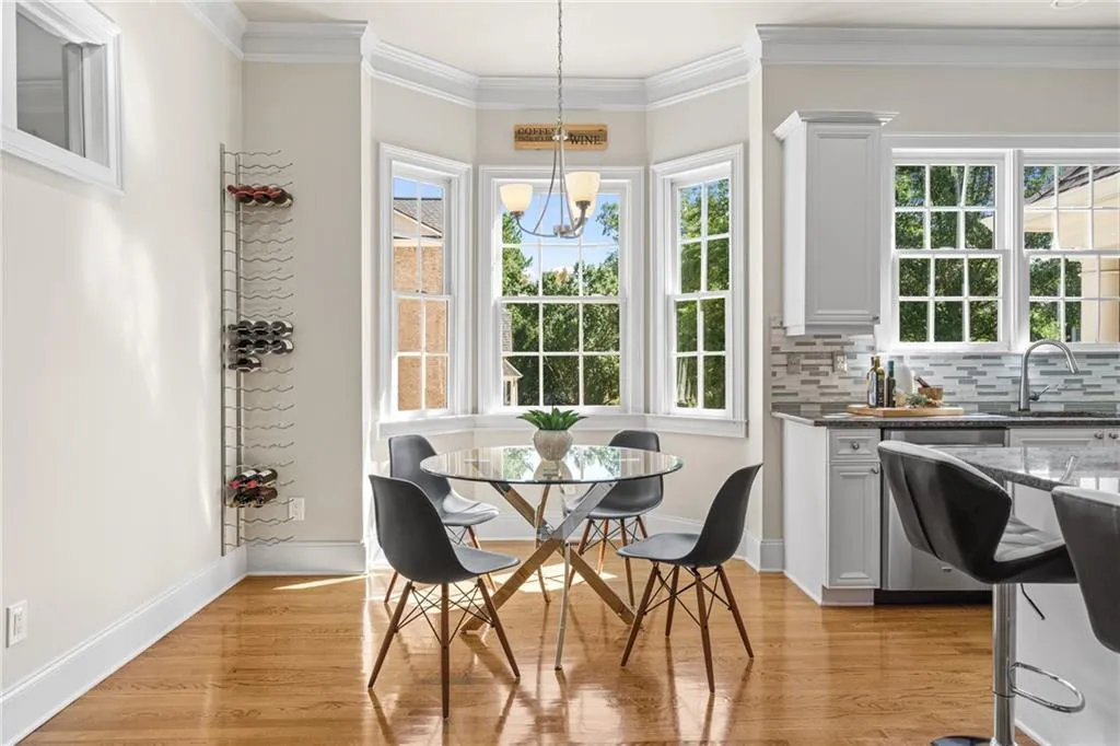 5920 Reddington Way, Sandy Springs, Georgia 30328, 3 Bedrooms Bedrooms, ,3 BathroomsBathrooms,Residential,Sold,5920 Reddington Way,7501663