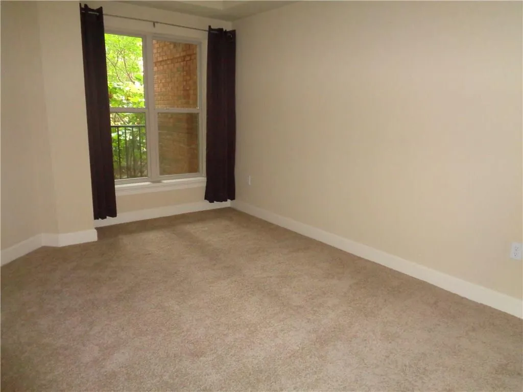 200 River Vista Drive Unit 206, Atlanta, Georgia 30339, 2 Bedrooms Bedrooms, ,2 BathroomsBathrooms,Residential,Sold,200 River Vista Drive Unit 206,5605067