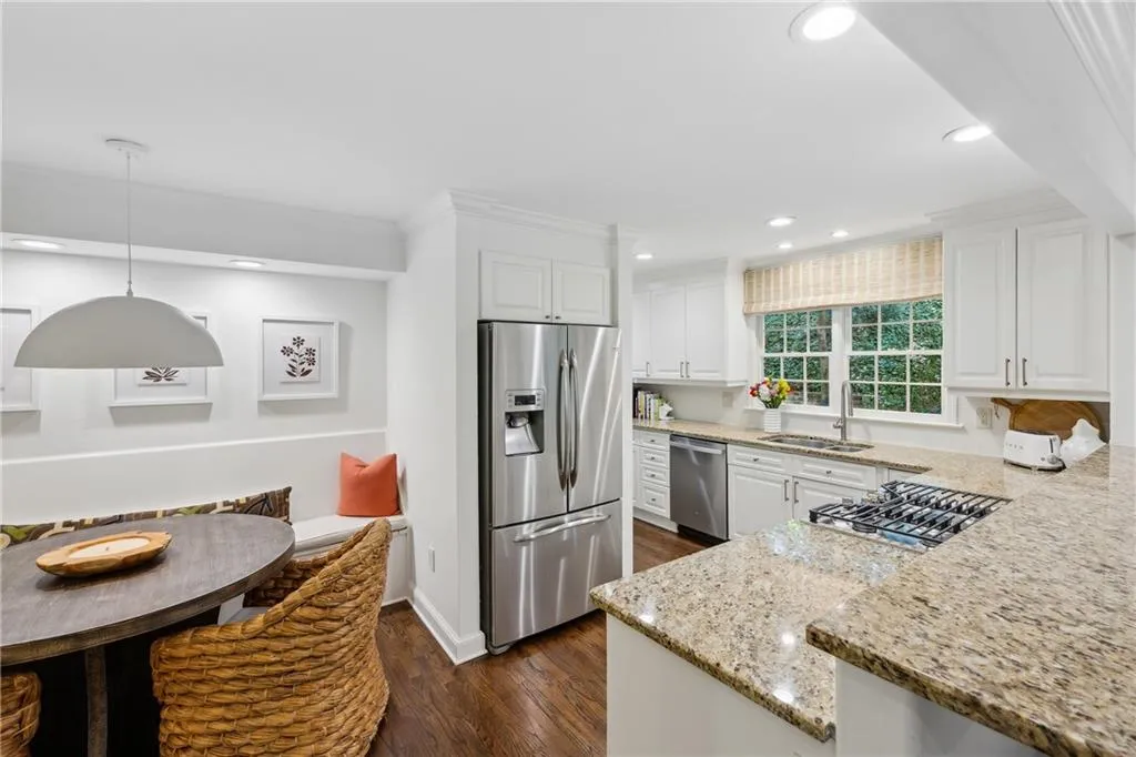2781 Mornington Drive Nw, Atlanta, Georgia 30327, 3 Bedrooms Bedrooms, ,2 BathroomsBathrooms,Residential,For Sale,2781 Mornington Drive Nw,7622560