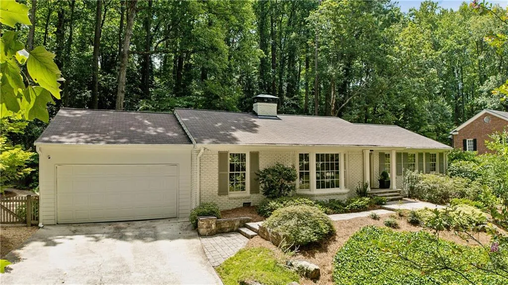 2781 Mornington Drive Nw, Atlanta, Georgia 30327, 3 Bedrooms Bedrooms, ,2 BathroomsBathrooms,Residential,For Sale,2781 Mornington Drive Nw,7622560