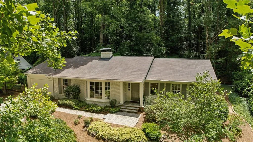 2781 Mornington Drive Nw, Atlanta, Georgia 30327, 3 Bedrooms Bedrooms, ,2 BathroomsBathrooms,Residential,For Sale,2781 Mornington Drive Nw,7622560