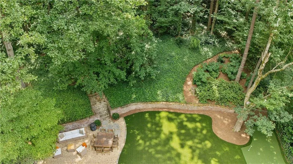 2781 Mornington Drive Nw, Atlanta, Georgia 30327, 3 Bedrooms Bedrooms, ,2 BathroomsBathrooms,Residential,For Sale,2781 Mornington Drive Nw,7622560