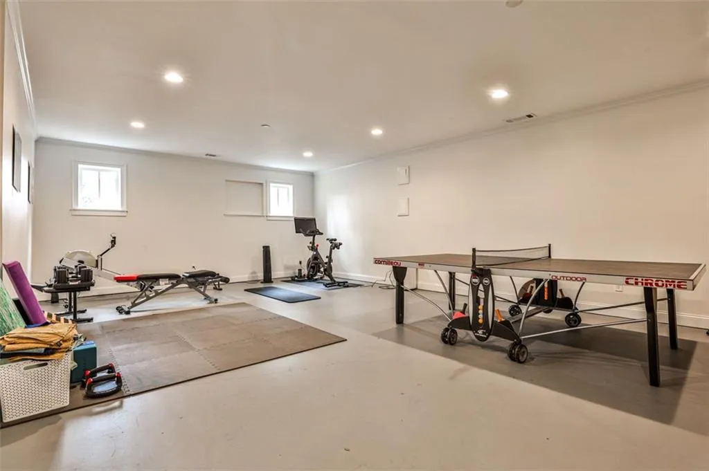 6510 Nw Long Island Drive Nw, Atlanta, Georgia 30328, 7 Bedrooms Bedrooms, ,5 BathroomsBathrooms,Residential,Sold,6510 Nw Long Island Drive Nw,7536467