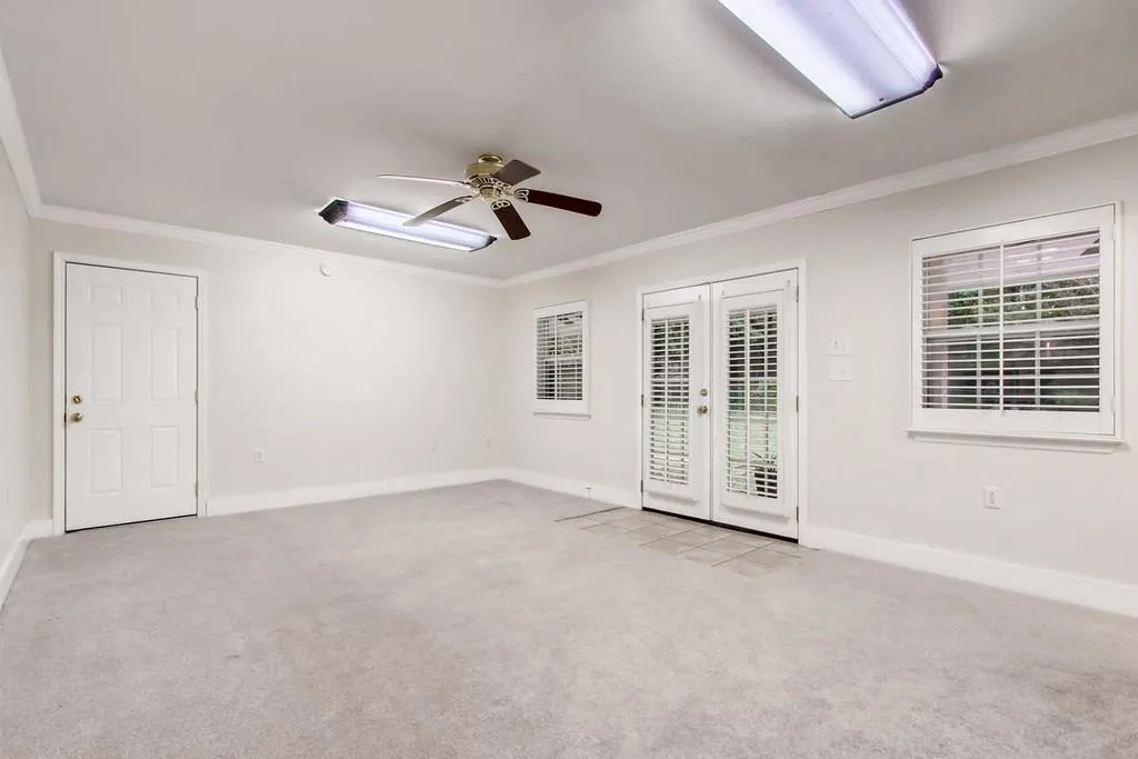 6830 Sunny Brook Lane, Sandy Springs, Georgia 30328, 4 Bedrooms Bedrooms, ,3 BathroomsBathrooms,Residential,Sold,6830 Sunny Brook Lane,6086158