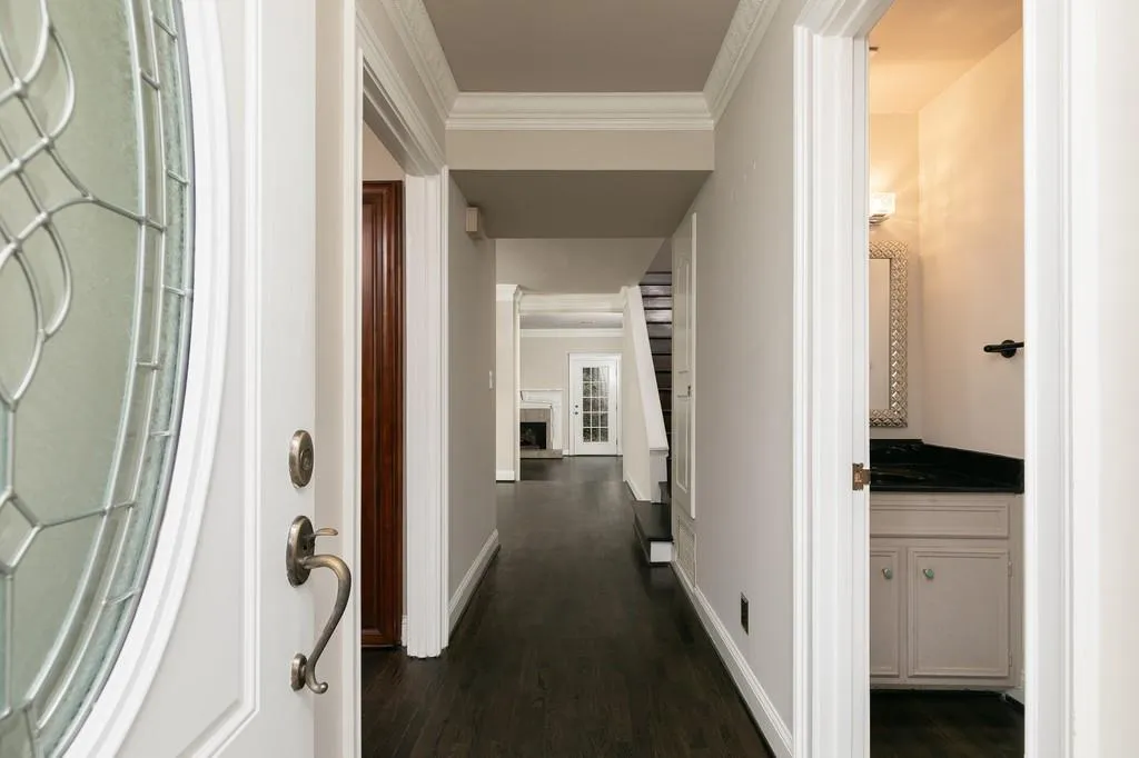 5170 Chemin De Vie, Atlanta, Georgia 30342, 2 Bedrooms Bedrooms, ,2 BathroomsBathrooms,Residential,Sold,5170 Chemin De Vie,6685857