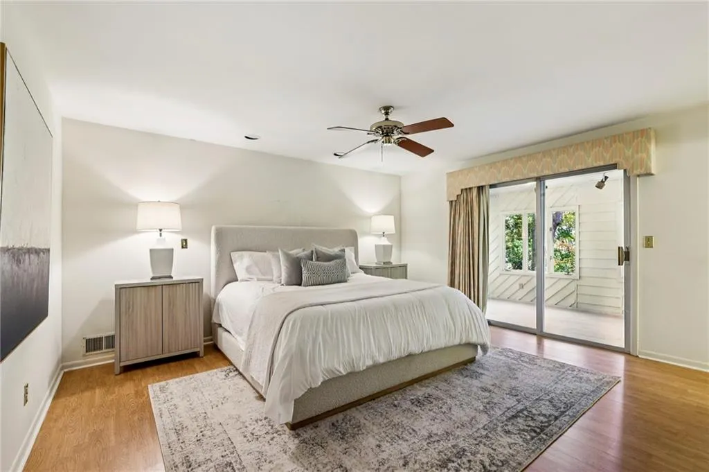 110 Stewart Drive, Atlanta, Georgia 30342, 3 Bedrooms Bedrooms, 0 ,4 BathroomsBathrooms,Land,For Sale,110 Stewart Drive,7654071