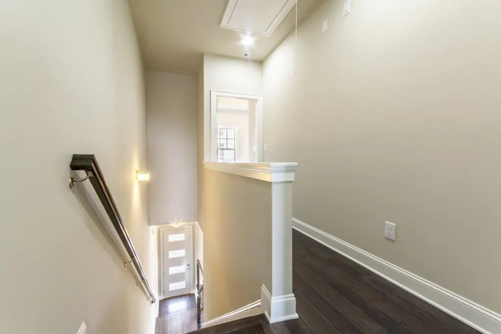 4223 Deming Circle, Atlanta, Georgia 30342, 2 Bedrooms Bedrooms, ,2 BathroomsBathrooms,Residential,Sold,4223 Deming Circle,5906732