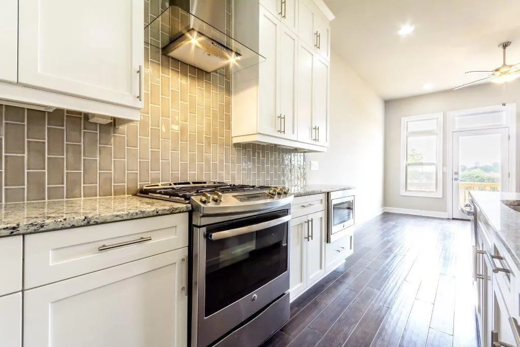 4223 Deming Circle, Atlanta, Georgia 30342, 2 Bedrooms Bedrooms, ,2 BathroomsBathrooms,Residential,Sold,4223 Deming Circle,5906732