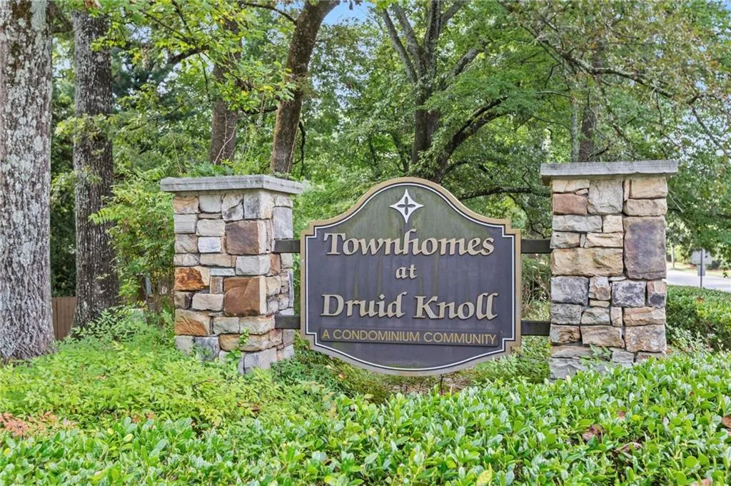 1260 Druid Knoll Drive Ne, Brookhaven, Georgia 30319, 2 Bedrooms Bedrooms, ,1 BathroomBathrooms,Residential,For Sale,1260 Druid Knoll Drive Ne,7611684