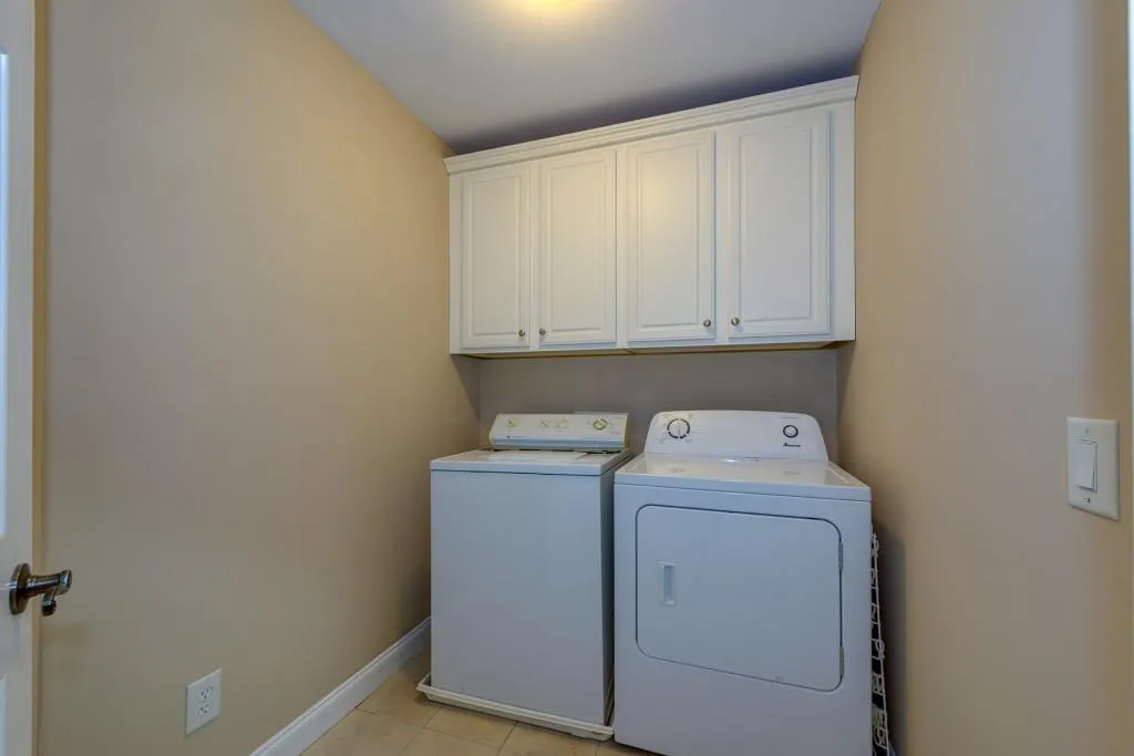 205 Chemin De Vie, Atlanta, Georgia 30342, 3 Bedrooms Bedrooms, ,3 BathroomsBathrooms,Residential,Sold,205 Chemin De Vie,5950038