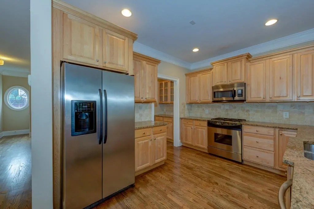 205 Chemin De Vie, Atlanta, Georgia 30342, 3 Bedrooms Bedrooms, ,3 BathroomsBathrooms,Residential,Sold,205 Chemin De Vie,5950038