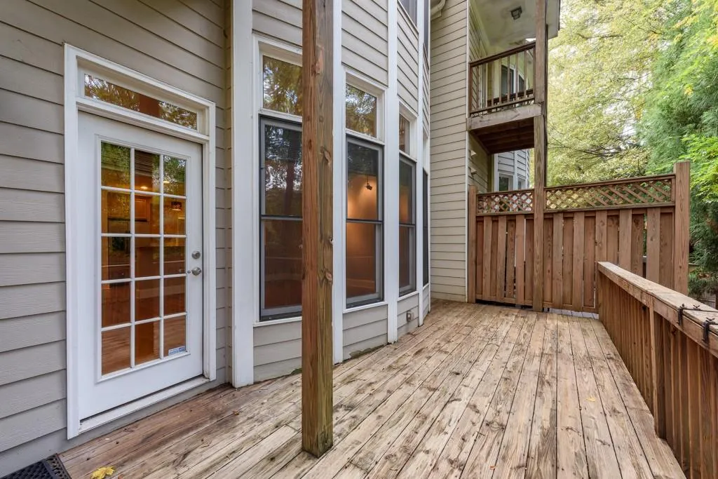 205 Chemin De Vie, Atlanta, Georgia 30342, 3 Bedrooms Bedrooms, ,3 BathroomsBathrooms,Residential,Sold,205 Chemin De Vie,5950038