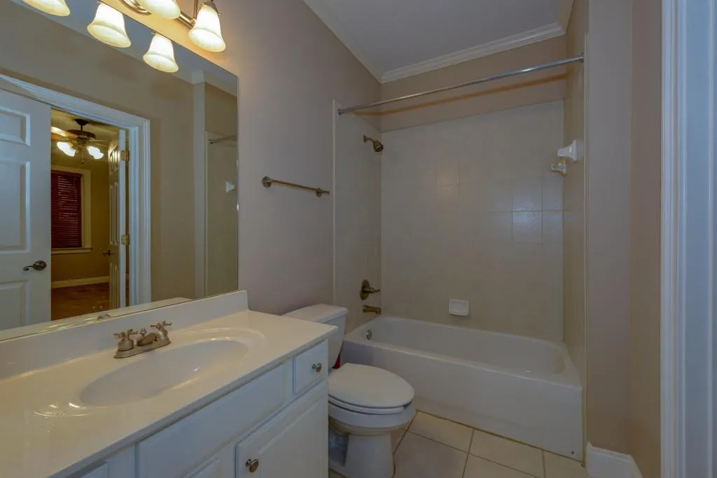 205 Chemin De Vie, Atlanta, Georgia 30342, 3 Bedrooms Bedrooms, ,3 BathroomsBathrooms,Residential,Sold,205 Chemin De Vie,5950038