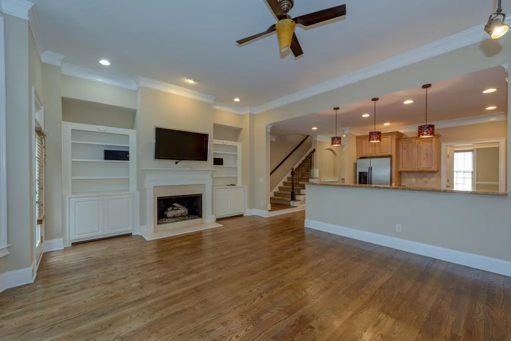 205 Chemin De Vie, Atlanta, Georgia 30342, 3 Bedrooms Bedrooms, ,3 BathroomsBathrooms,Residential,Sold,205 Chemin De Vie,5950038
