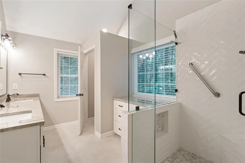 2690 Valvedere Drive Ne, Brookhaven, Georgia 30319, 4 Bedrooms Bedrooms, ,3 BathroomsBathrooms,Residential,For Sale,2690 Valvedere Drive Ne,7633195